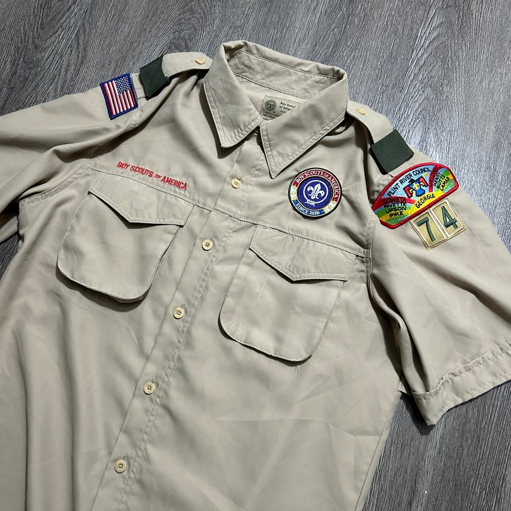 Boy Scouts of America Uniform Shirt Men Small Tan Short Sleeve Patched BSA
